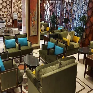 2* Hotel Rotana Al Mesk
